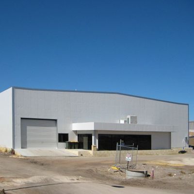 Constructions de hangars d'aéronefs multifonctionnels