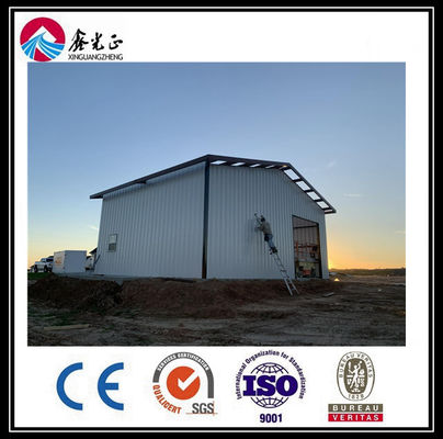 Q345B Entrepôt en acier préfabriqué Atelier de structure en acier avec fenêtre vers le haut