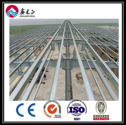 Accrochage en acier structural personnalisable pour des solutions d'entrepôt de haute performance