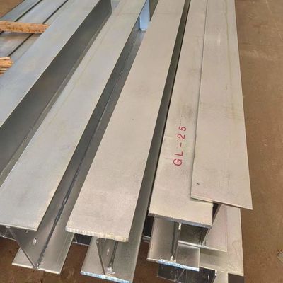 Q355B Chambres préfabriquées en acier entrepôt préfabriqué en acier sur mesure