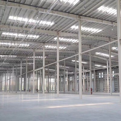 Construction d'entrepôt de structure en acier à bride de 5 à 16 mm avec des coûts de main-d'œuvre inférieurs