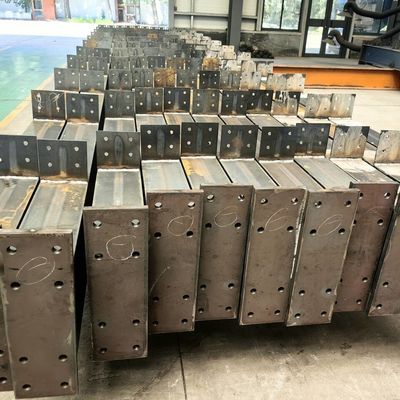 Matériau de structure en acier pour la construction rapide de structures résidentielles commerciales et agricoles avec sécurité sismique