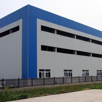 Fabrication préfabriquée d'une structure en acier de haute qualité