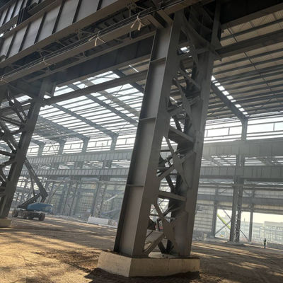 Maison de cadre en acier préfabriqué résidentiel Q355B Matériau principal Temps d'assemblage court Pour une construction rapide