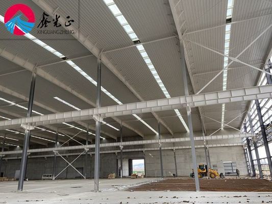 Hangar en acier personnalisable avec pannes C/Z galvanisées, charge de neige selon les exigences du client