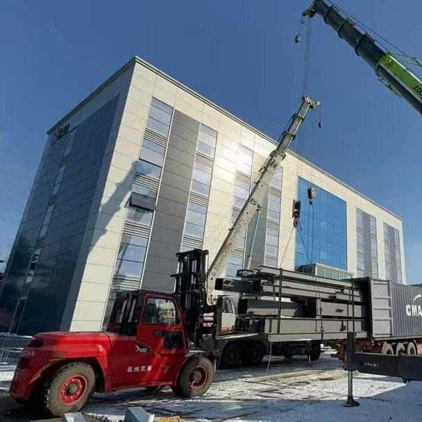 Bâtiment de bureaux en acier préfabriqué à plusieurs étages pour le travail et la vie