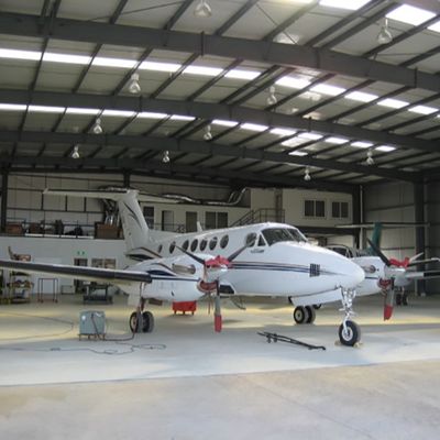 Constructions de hangars d'aéronefs multifonctionnels