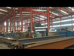 l'intérieur de l'atelier d'acier